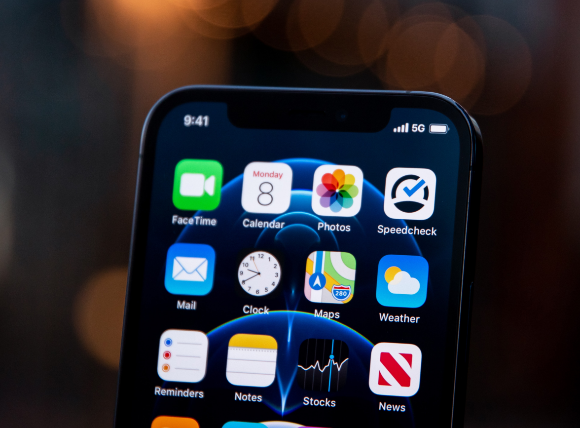 恩施苹果手机维修分享为什么 iPhone 12 在冬季会自动关机 